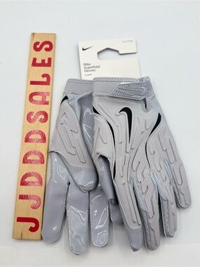 Nike Superbad 7.0 Football Gloves NFL Gray Black HF0311-088 Men’s Sz XXL

New